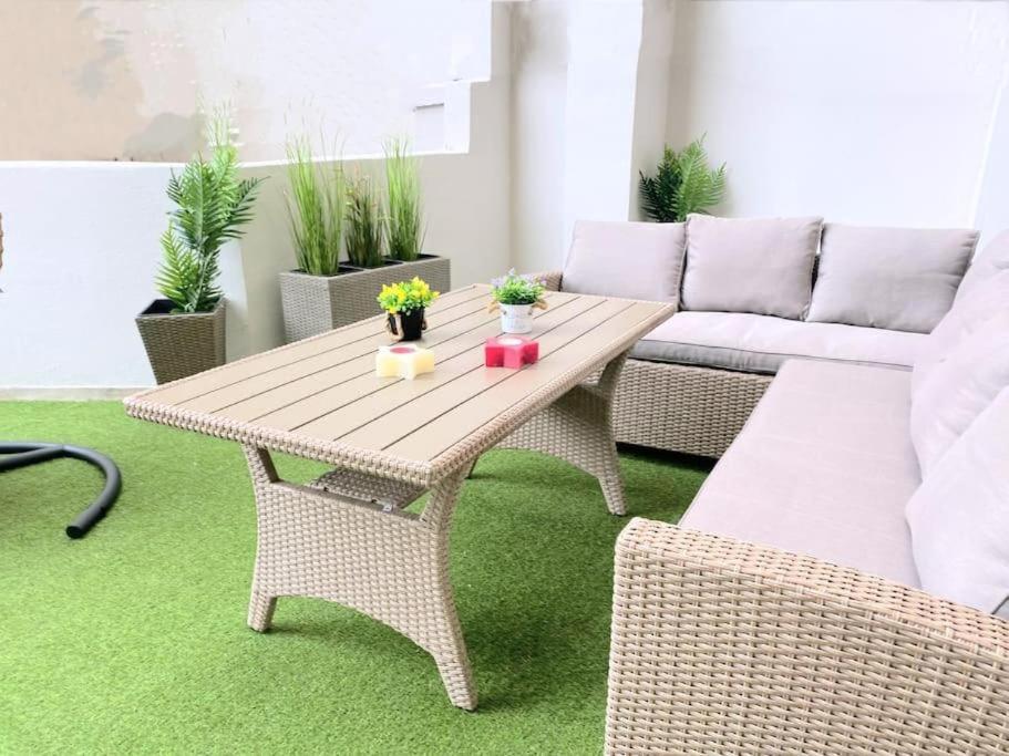 New Amazinglarge Luxury 4Br Suite/1Min Toacropolis Atenas Exterior foto