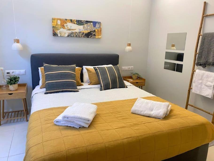 New Amazinglarge Luxury 4Br Suite/1Min Toacropolis Atenas Exterior foto